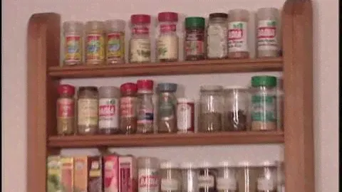 How to Build a Spice Rack