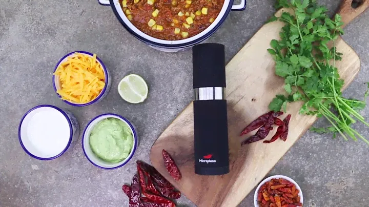 MICROPLANE Chilli Mill