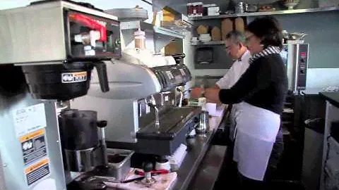 David Rio Chai Tea - Iced Tiger Spiced Chai® - Chai Beat from the Street @ V-105 Cafe SF